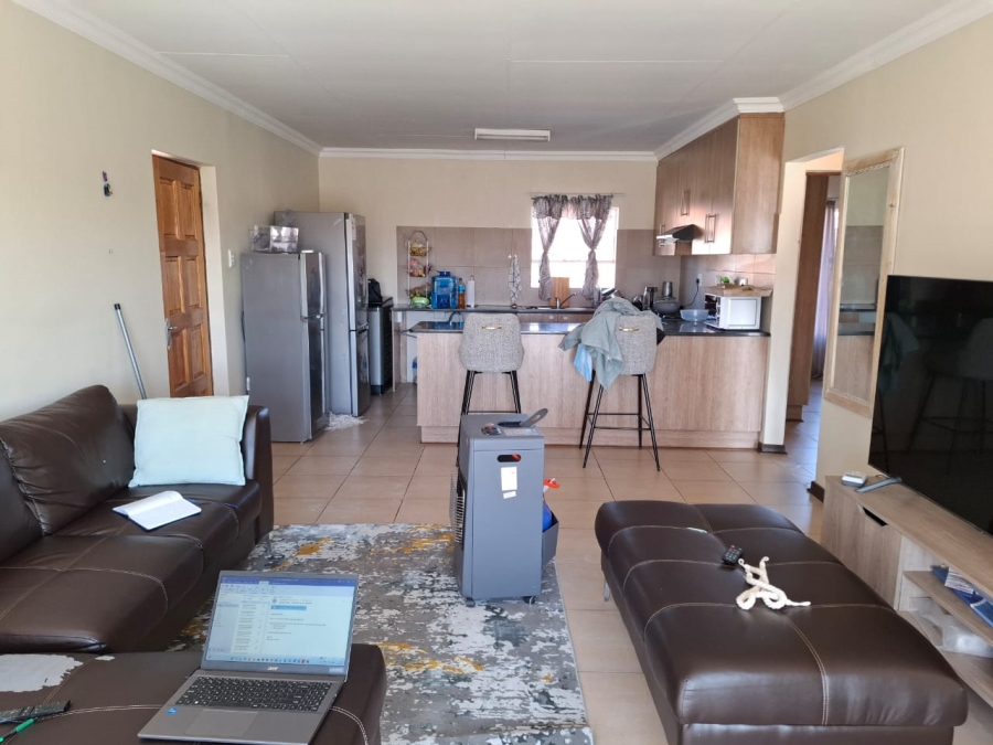 2 Bedroom Property for Sale in Pellissier Free State